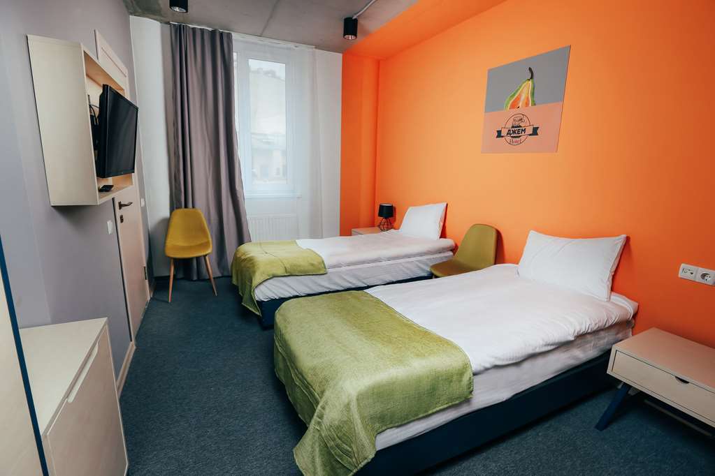 Jam Hotel Hnatyuka Lviv Quarto foto